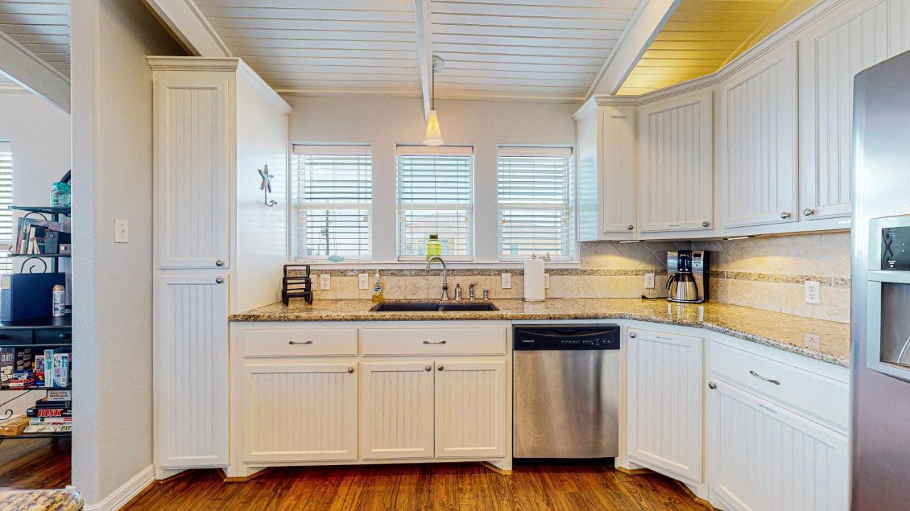 Serenity By The Sea Crystal Beach Extérieur photo